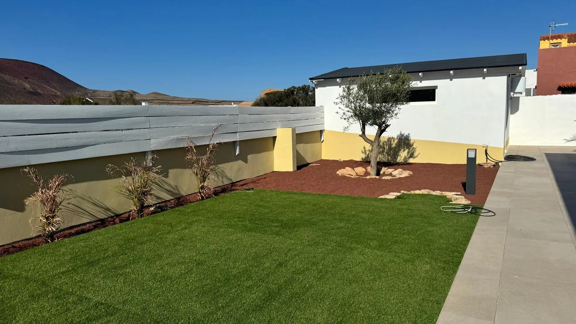 Guest house Espacio Room Con Piscina, Lajares